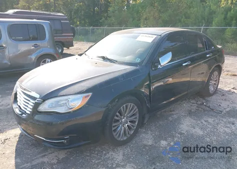 2013 Chrysler 200 Limited z USA, uszkodzony, nr VIN 1C3CCBCG0DN523914